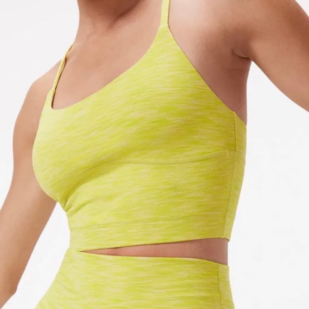 Outdoor Voices FreeForm Crop Top in Chartreuse, Size M